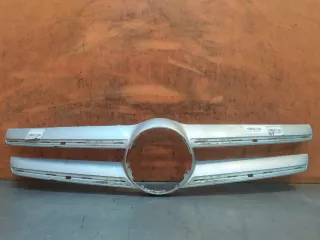 A15688802609775, A1568880260 накладка решетки радиатора Mercedes GLA X156 Арт AR218787, вид 1