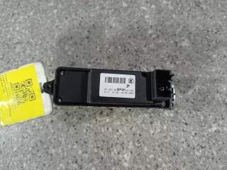  Кнопка стеклоподъемника переднего правого Mazda 3 BK Арт 46023049505, вид 2