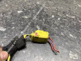 7L0857819 Механизм регулировки высоты ремня безопасности Porsche Cayenne 957 Арт 00077841, вид 10