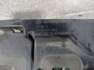 3C0121284 Дефлектор радиатора правый Volkswagen Passat B6 Арт 46023050305, вид 2
