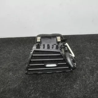 9205355 , art210437 Дефлектор обдува салона BMW 2 F22/F23 Арт 210437, вид 1