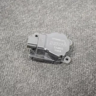 MF113930-1070 , art310980 Заслонка печки/климат-контроля Jaguar F-Type Арт 310980, вид 1
