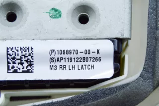 1068970-00-K , art5443139 Замок двери задней левой Tesla model 3 Арт 5443139, вид 6