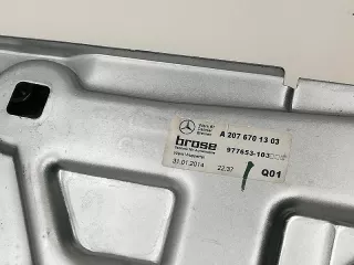 a2076701303 , art625708 Стеклоподъемник задний левый Mercedes E C207 Арт 625708, вид 1