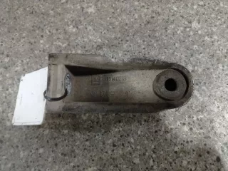 13140216 Кронштейн радиатора Opel Vectra C  Арт 46023051433, вид 2