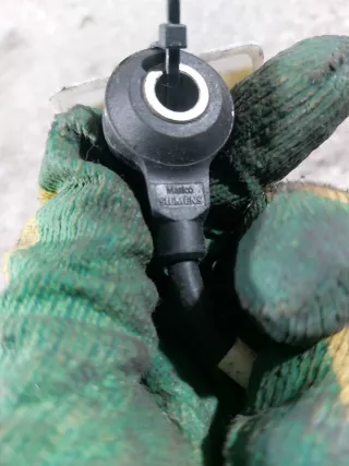 98MF-12A699-BA,1072086B Датчик детонации Ford Fiesta 5 Арт 46023045989_2, вид 2