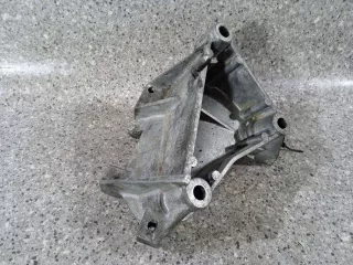 4670717 Кронштейн компрессора кондиционера Saab 9-3 1 Арт 46023028419_1, вид 2