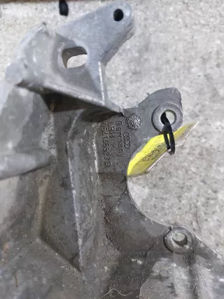 054145523G Кронштейн гидроусилителя Audi 100 C4 Арт 17602012001-1_1, вид 2