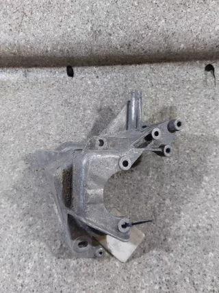 054145523G Кронштейн гидроусилителя Audi 100 C4 Арт 17602012001-1_1, вид 3