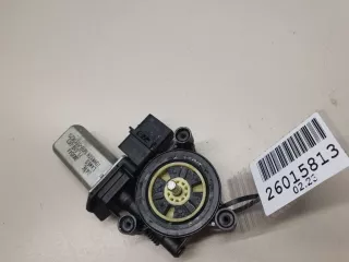 67627406634 Моторчик стеклоподъёмника передний правый BMW 3 F80 Арт Z303750, вид 1