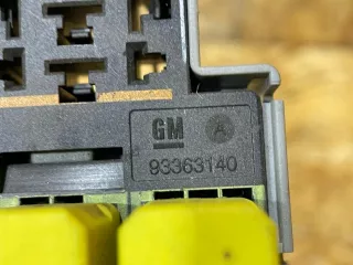 93363140 блок реле Opel Meriva 1 Арт 26414, вид 3