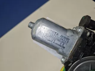 857200K020 Моторчик стеклоподъёмника задний правый Toyota Hilux 7 Арт Z304484, вид 2