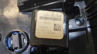 1VS301X9AB Фонарь салона (плафон) Jeep Grand Cherokee IV (WK2) Арт 8373767, вид 3