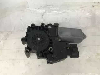 4B0959802E Моторчик переднего правого стеклоподъемника Audi A6 C5 (S6,RS6) Арт 5594320, вид 1