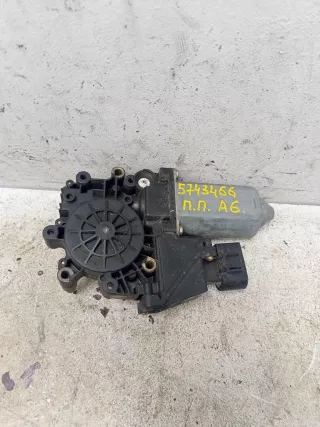4B0959802E Моторчик переднего правого стеклоподъемника Audi A6 C5 (S6,RS6) Арт 5743466, вид 1