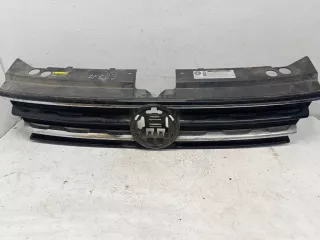 5NA853651ZLL Решетка радиатора Volkswagen Tiguan 2 Арт 5774892, вид 1