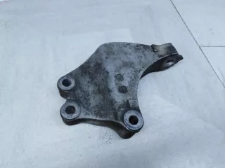 TA0539011 Кронштейн двигателя Mazda Xedos 9 Арт 6062803