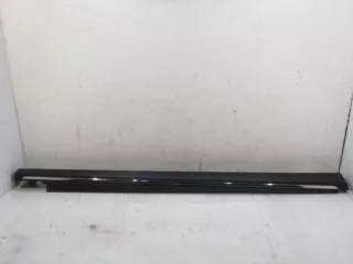 A1666900440 Накладка на правый порог Mercedes ML/GLE W166 Арт 1756204, вид 1