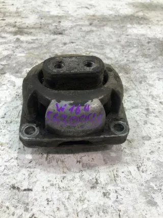 A2512401718 Опора КПП Mercedes ML W164 Арт 5630998, вид 1