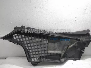 A2108301513 Водосток лобового стекла (жабо) Mercedes E W210 Арт 2688194, вид 1