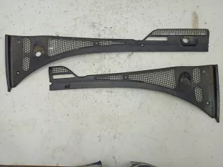 51711946125 Водосток лобового стекла (жабо) BMW 5 E34 Арт 5728736