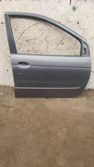 7751474577 Дверь боковая передняя правая Renault Scenic 1 Арт 6090066