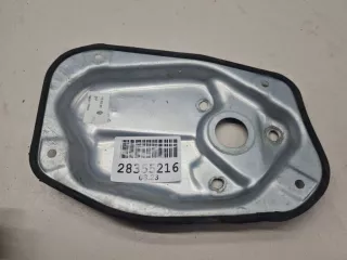 1K5839462 Кронштейн стеклоподъемника задней правой двери Volkswagen Jetta 5 Арт ZAP306289, вид 1