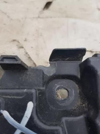622235857r Кронштейн крепления бампера переднего Lada X-RAY Арт M4323-0052, вид 3