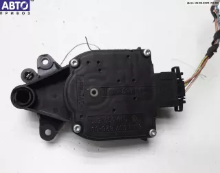 1j0907511 Моторчик заслонки отопителя Volkswagen Golf 4 Арт 54461325, вид 2