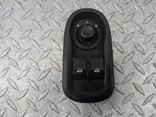  Кнопка стеклоподъемника Renault Master 3 restailing Арт 00218669, вид 1