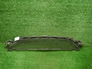 A2058852123 Решетка переднего бампера Mercedes C W205 Арт 0000001628302, вид 1