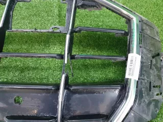 4M8853651ASRN4 Решетка радиатора Audi Q8 Арт 0000005589906, вид 9