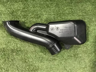 04E129618D Резонатор воздушного фильтра Volkswagen Polo 5 Арт 0000005695683, вид 4