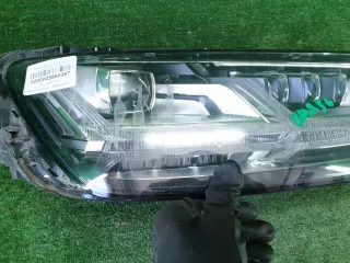 4M0941784C Битая Фара правая Audi Q7 4M Арт 0000005866397, вид 7