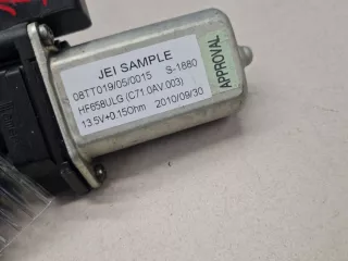67627406634 Моторчик стеклоподъёмника передний правый BMW 3 F30/F31/GT F34 Арт Z311813, вид 2