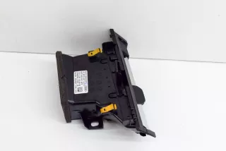 83C820901 , art8557622 Дефлектор обдува салона Audi Q3 2 Арт 8557622, вид 2