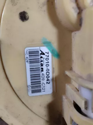 77010-0D042 Датчик уровня топлива Toyota Yaris 3 1.4л D-4D Арт 46023056395, вид 5