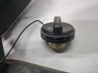23384171,84152932 Лючок бензобака белый Chevrolet Cruze J400 Арт 8541005, вид 4