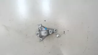  Кронштейн полуоси Mazda CX30 Арт 8564525, вид 3