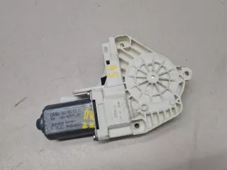 8K0959802A Моторчик стеклоподъёмника передний правый Audi A5 (S5,RS5) 1 Арт ZAP314679, вид 4