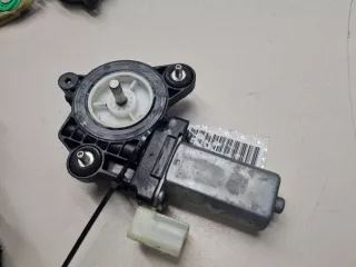 67627341563 Моторчик стеклоподъёмника задний левый BMW 1 F20/F21 Арт Z314892, вид 1