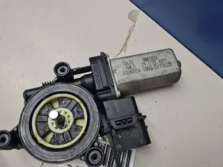 67627406634 Моторчик стеклоподъёмника передний правый BMW 3 F30/F31/GT F34 Арт ZAP314925, вид 4