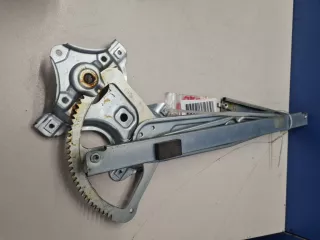 6980248060 Стеклоподъемник передний левый Toyota Auris 1 Арт Z315336, вид 1