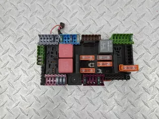 2139068801 Блок предохранителей Mercedes SK Арт 00241295, вид 1