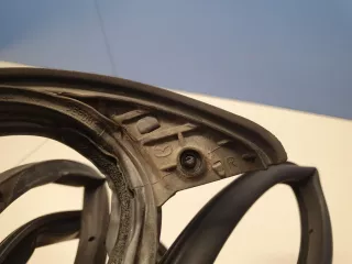 BBM458760D Уплотнитель двери передней правой Mazda 3 BL Арт ZAP315879, вид 3
