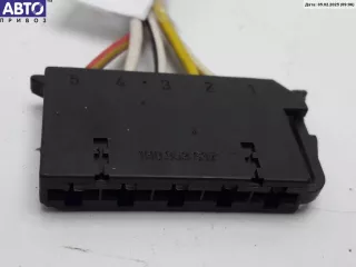1h0953637 Разъем (фишка) проводки Volkswagen Golf 3 Арт 54513498, вид 2