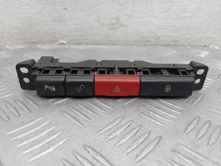 6H5213D734BC Кнопка аварийной сигнализации Land Rover Freelander 2 Арт 00224243, вид 1