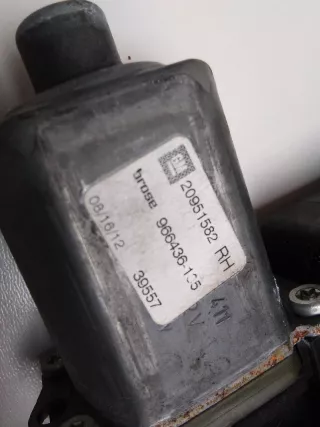 GM13260138RH, 927206-100 , art2987878 Молдинг двери передней правой Opel Zafira C Арт 2987878, вид 2