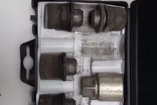 PZ4AK-EV906-00 , art2988994 Болт колесный Toyota Auris 1 Арт 2988994, вид 2