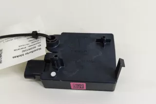 1097855-00-H , art9594817 Блок комфорта Tesla model 3 Арт 9594817, вид 4